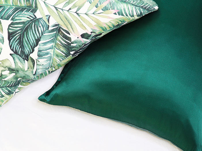 iGlow Silk Pillowcase - Forest Green (Dark Green)