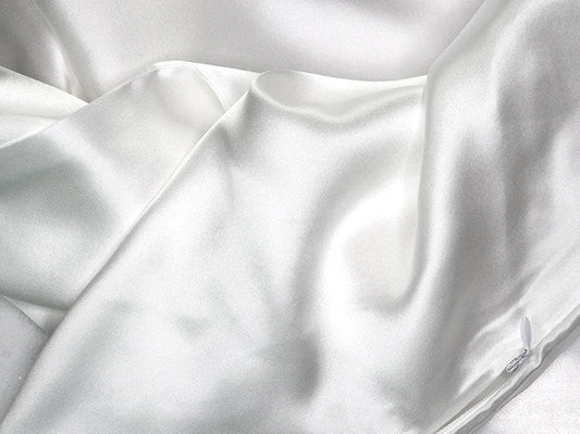 iGlow Silk Pillowcase - Calm White (White)